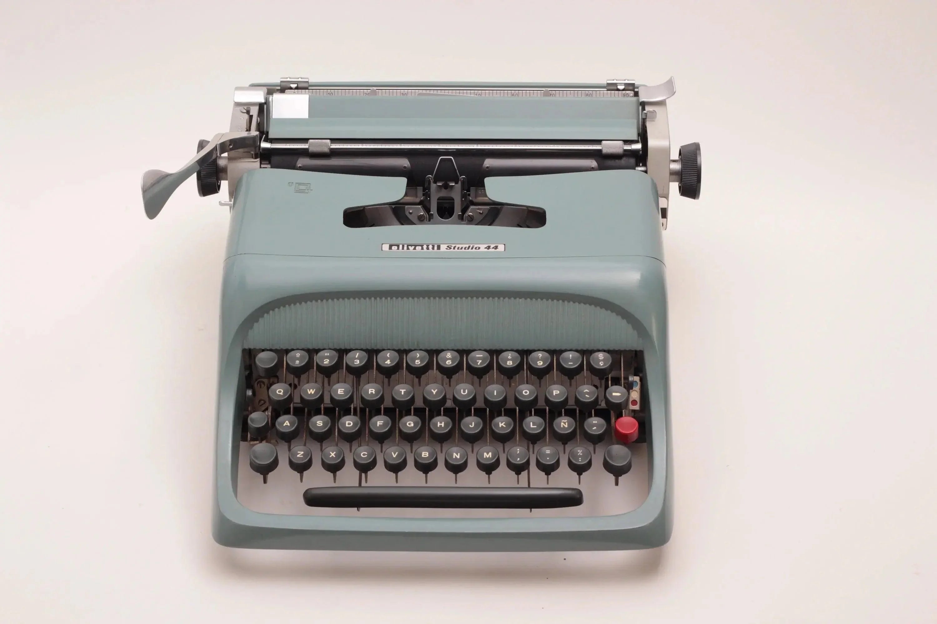 Olivetti Studio 44 Original Blue Vintage Manual Typewriter