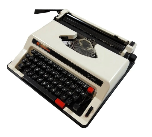 Olympiette DeLuxe, Gray Manual Vintage Typewriter, Serviced - ElGranero Typewriter.Company