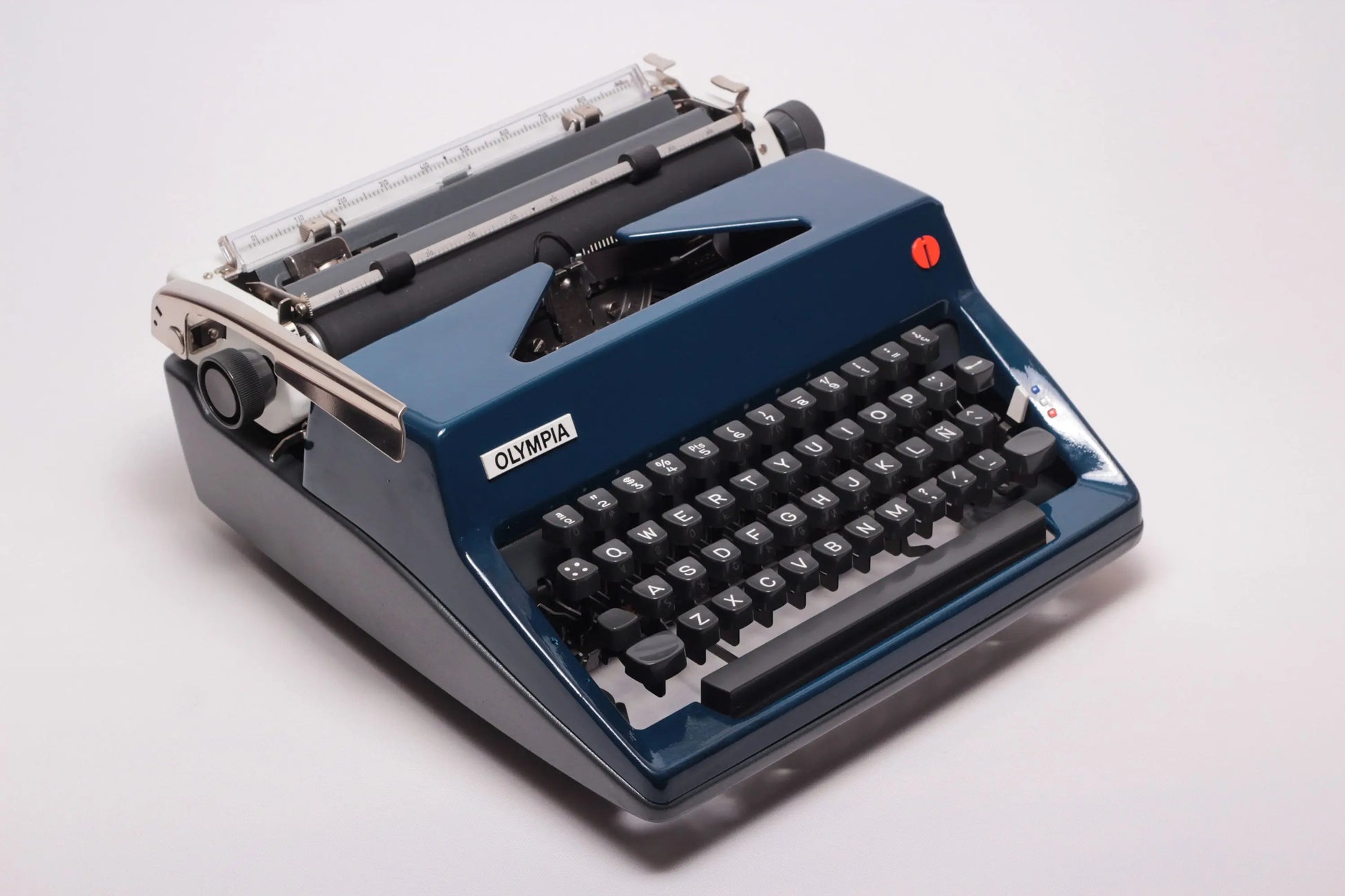The Best Working typewriter - Olympia  SM - vintage working typewriter - custom made navy blue typewriter - qwerty - ElGranero Typewriter.Company
