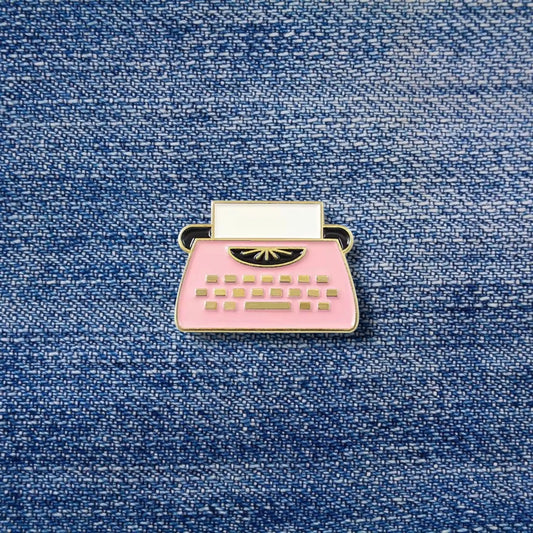 Vintage Typewriter Enamel Pin - Gift for Writer -  Souvenir - Typewriter Pin ElGranero Typewriter.Company